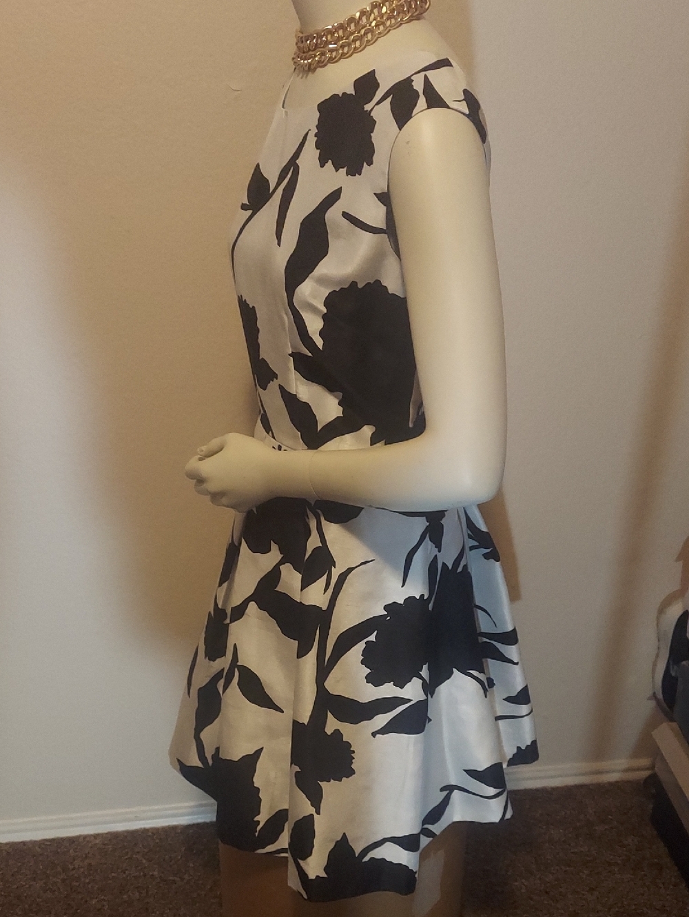 Julian Taylor Black and White Sleeveless A-Line Mini Dress - Picture 5 of 8